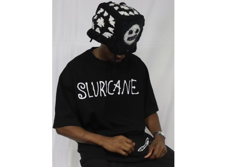 UZUMAKU BLACK (T-Shirt)