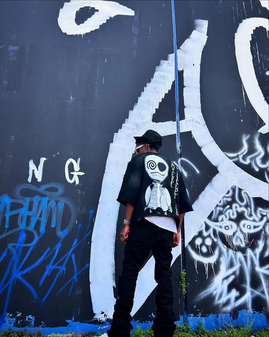 HEAVYWE!GHT OVERS!ZED BLACK LIGHTN!NG UZUMAKU T-SHRIT (BLACK & WH!TE)