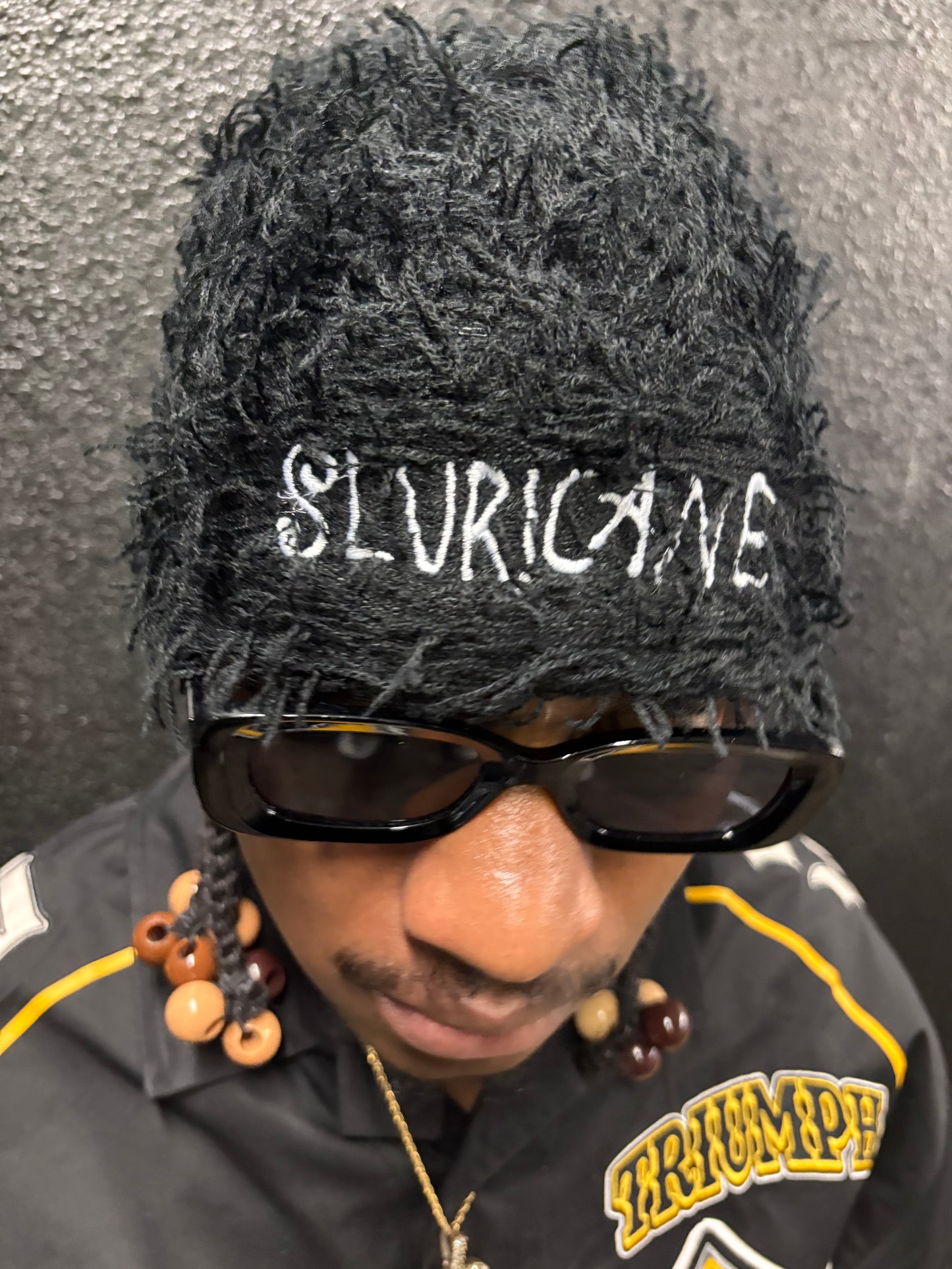 SLUR!CANE DISTRESSED SKULLY BLACK (BEANIE)